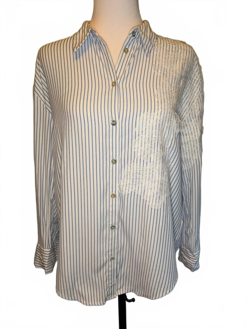 Relaxed Blue White Stripe Lace Accent Button Down Shirt XS Coastal Prep Romantic